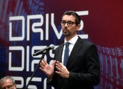 Petronas, Enilive ed Euglena, confermato investimento per costruire bioraffineria in Malesia; produrrà SAF a partire dal 2028