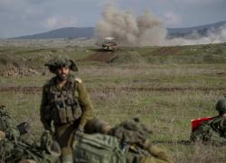Israele, 12 bambini uccisi da un razzo a Majdal Shams, Netanyahu: "È  Hezbollah", e risponde con raid in Libano, colpite 5 città