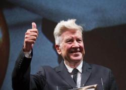 Il regista David Lynch: "Ho un enfisema polmonare, non posso più stare sul set, posso fare solo brevi passeggiate”