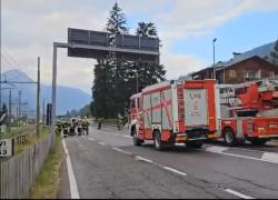 Omicidio a San Candido, donna uccisa in casa a colpi di fucile, 50enne spara anche al padre e poi si suicida - VIDEO