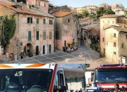 Capena (Roma), bambino di 5 anni caduto da finestra del terzo piano mentre giocava col fratellino, è in fin di vita
