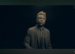 Moussa Sangare, chi è il killer di Sharon Verzeni: rapper, il sogno di andare ad X Factor, indagato per maltrattamenti, "aveva puntato il coltello anche contro due ragazzi"