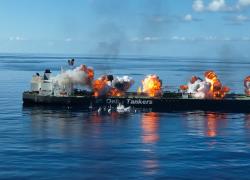 Gli Houti filmano assalto a petroliera greca nel Mar Rosso, attivata l'operazione Ue Aspides, a larga partecipazione italiana - VIDEO 