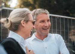 Elezioni in Turingia e Sassonia, ultradestra di Afd verso la vittoria: "Vogliamo la remigrazione, la Germania prima di tutto"