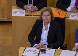 Germania aumenta controlli e respingimenti anti-terrorismo e anti-immigrazione alle frontiere, la Ministra dell’Interno Faeser ordina la misura il 16 settembre