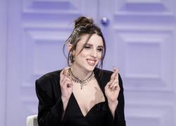 Angelina Mango: "Potrebbe piacermi anche una donna", ormai il capitalismo woke chiede il giuramento preventivo di fluidità 