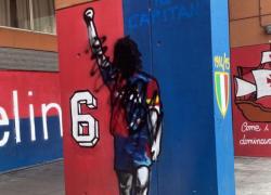 Genova, sale la tensione tra ultrà di Genoa e Sampdoria in vista del derby, sfregiati murales rossoblù
