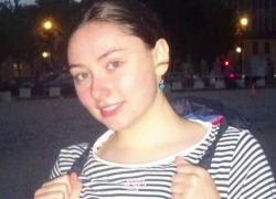 Francia, Philippine Le Noir de Carlan uccisa a Parigi a 19 anni da un marocchino già condannato per stupro: doveva essere espulso

