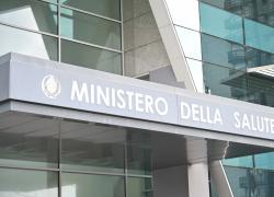 Vaccino Covid, Ministero della Salute pronto a Commissione Tecnica su effetti avversi, come anticipato da Schillaci al GdI - ESCLUSIVA