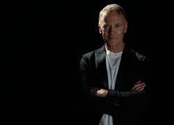 Siffredi racconta Rocco. La prima volta di Rocco Siffredi a teatro. Al via da Firenze il tour che porterà in giro il celebre pornodivo 