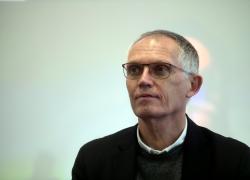 Stellantis, Tavares in uscita a fine mandato nel 2026 a seguito della crisi aziendale:  "Andrò in pensione a 68 anni"