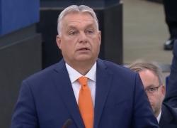 Parlamento Ue, Orban contro Salis: “Ha picchiato gente con sbarre di ferro in Ungheria, assurdo parli di Stato di diritto” - VIDEO