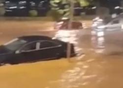 Maltempo in Marocco, Marrakech sott'acqua: strade allagate e traffico in tilt per piogge torrenziali, cedute reti fognarie - VIDEO