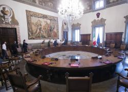 Manovra, oggi arriva in Cdm: tagli cuneo fiscale e Irpef, ipotesi 3,2mld alla sanità e contributo 3-4 mld dalle banche in 2 anni