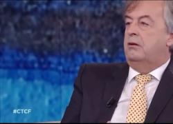Vaccino Covid, Burioni: “Nessuna morte per cancro, malore improvviso o ictus, “no-vax ” schiumate”, ma la correlazione è riconosciuta dallo Stato - VIDEO