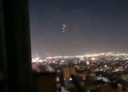 Attacco di Israele all'Iran nella notte, colpita anche la Siria, esplosioni a Teheran e Karaj, Idf: “Se reagisce pagherà” - VIDEO