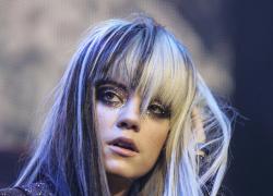 Lily Allen: "Guadagno più con i piedi su Onlyfans che con Spotify", la replica dopo le accuse per la "svolta erotica" - FOTO