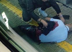 Genova, controllore di Trenitalia accoltellato da un ventunenne egiziano che non voleva pagare il biglietto