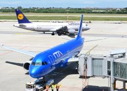 Accordo Ita-Lufthansa, via libera dell'Ue per il contratto da 829 milioni, Giorgetti: "Vediamo il traguardo, siamo soddisfatti"