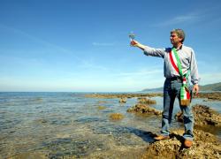 Omicidio Vassallo, 4 arresti per la morte nel 2010 del sindaco di Pollica, tra loro colonnello carabinieri Fabio Cagnazzo