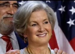 Susan Wiles, chi è il capo dello staff di Trump: prima donna a ricoprire il ruolo, "signora di ghiaccio", aiutò Reagan a vincere le elezioni