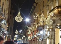 MonteNapoleone è la via del lusso più cara del mondo, con locazioni da 20mila euro al metro quadro annui