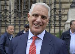 UniCredit, con consenso di 16 broker stima utili 2025 sopra &euro;10,4 miliardi con ricavi in calo e Cet1 ratio previsto al 14,5%