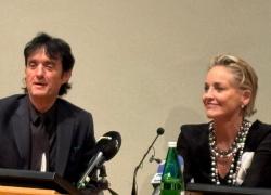 TORINO 42° TFF, Sharon Stone: "La violenza di genere? Uomini perbene siate consapevoli: molti vostri amici non sono uomini perbene"-VIDEO