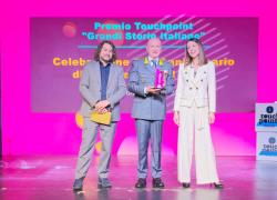 Premio Touchpoint "Grandi Storie Italiane" alla Guardia Di Finanza per le attività legate alle celebrazioni del 250° anniversario di fondazione del Corpo
