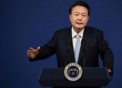 Corea del Sud, arrestato per la seconda volta ex presidente Yoon Suk-yeol: “Può distruggere prove sul caso relativo alla legge marziale”