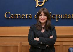 Commissione d'inchiesta Covid, Buonguerrieri (FdI): "Svelerà tutto, effetti avversi dei vaccini Covid, lockdown, green pass e obbligo mascherine"