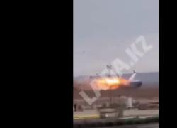 Kazakistan, precipitato aereo passeggeri Azerbaigian Airlines all'aeroporto di Aktau, diretto da Baku a Grozny, 38 morti e 32 sopravvissuti - VIDEO
