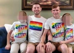 Usa, coppia gay adotta 2 bambini per abusarli sessualmente e condividere video online, condannati William e Zachary Zulock a 100 anni di carcere
