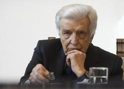 Addio a Furio Colombo, morto il giornalista ed ex politico del Pd, tra i fondatori del Fatto Quotidiano, aveva 94 anni