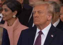 Nel discorso d'insediamento Trump ha alternato polemiche superficiali e aspirazioni che potrebbero mettere insieme gli americani