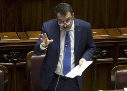 Salvini alla Camera per informativa sul caos treni e esposto di Ferrovie su presunti sabotaggi, “Da anni la rete è oggetto di attacchi”, Segui la DIRETTA