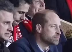 Calcio, il Principe William sulle tribune dello stadio Louis II di Monte-Carlo per tifare la squadra del cuore Aston Villa