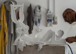 Pietrasanta, inaugura la mostra personale di Filippo Tincolini intitolata Human Connections