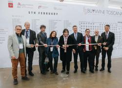 Buyer da tutto il mondo a Lucca Polo Fiere per Buywine, la vetrina internazionale BtoB del vino toscano