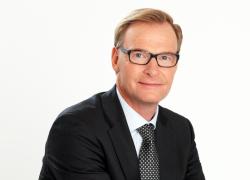 Iveco Group chiude il 2024 con ricavi di 15,3 milioni di euro e utile netto adjusted a 569 milioni; Persson: "Focus su efficienza e qualità"