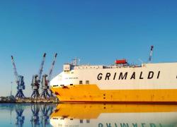 Da Grimaldi due nuovi collegamenti con Israele; continuano intanto le indagini sulla bomba davanti agli uffici di Napoli e la rapina all'AD in casa 