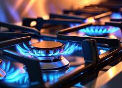 Costo dell'elettricità, +44% in un anno causa distacco dalla Russia e forzatura Green deal, prezzo gas oltre 59 euro, ai massimi dal 2023