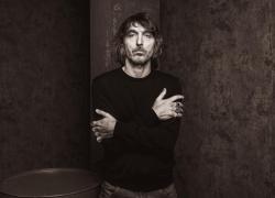 Giuseppe Cruciani al Teatro Cartiere Carrara di Firenze. Lo show più scorretto, irriverente e dissacrante
