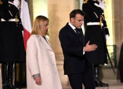 Vertice di Parigi, summit chezMacron con gli altri 7 nani più 3 successo storico per l'Europa, oscurati i negoziati di Trump e Putin a Riad
