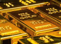Prezzo dell'oro in crescita a $2.921,25, a ridosso del massimo storico a $2.942,68; Goldman Sachs aumenta la sua previsione a $3.100 a fine 2025