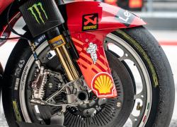 Brembo, presentato il Motomondiale 2025; equipaggerà tutti i piloti di MotoGP celebrando 50 anni di eccellenza  