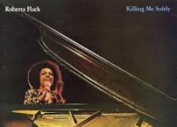 "Killing Me Softly with His Song", la versione di Roberta Flack che nel 1973 si classificò al primo posto nella classifica Billboard Hot 100 - VIDEO