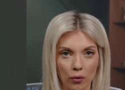Vaccino Covid, scoperta correlazione con VAIDS, sindrome da immunodeficienza acquisita da siero, Liz Wheeler: "Ci hanno mentito e costretto a prendere siero non sicuro, crimine contro l'umanità" - VIDEO