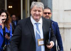 Presidente Molise Francesco Roberti (FI) indagato per corruzione: “Autorizzazioni ambientali in cambio di denaro e favori”, lui: “Sempre rispettato la legge”