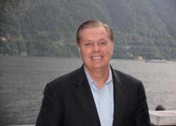 Il senatore repubblicano Lindsey Graham: "Inviare gli F16 e missili a lunga gittata in Ucraina"; "This is a very big deal”